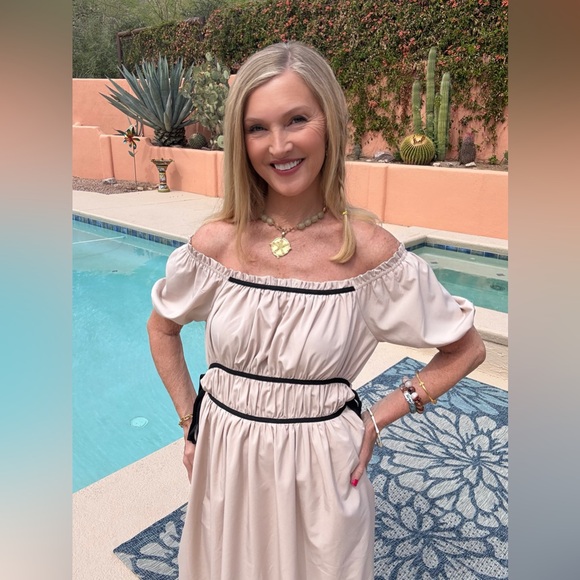 NWT BEIGE BOHO OFF/ON SHOULDER MIDI DRESS-S - Picture 8 of 15